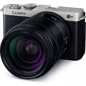 Panasonic LUMIX S9