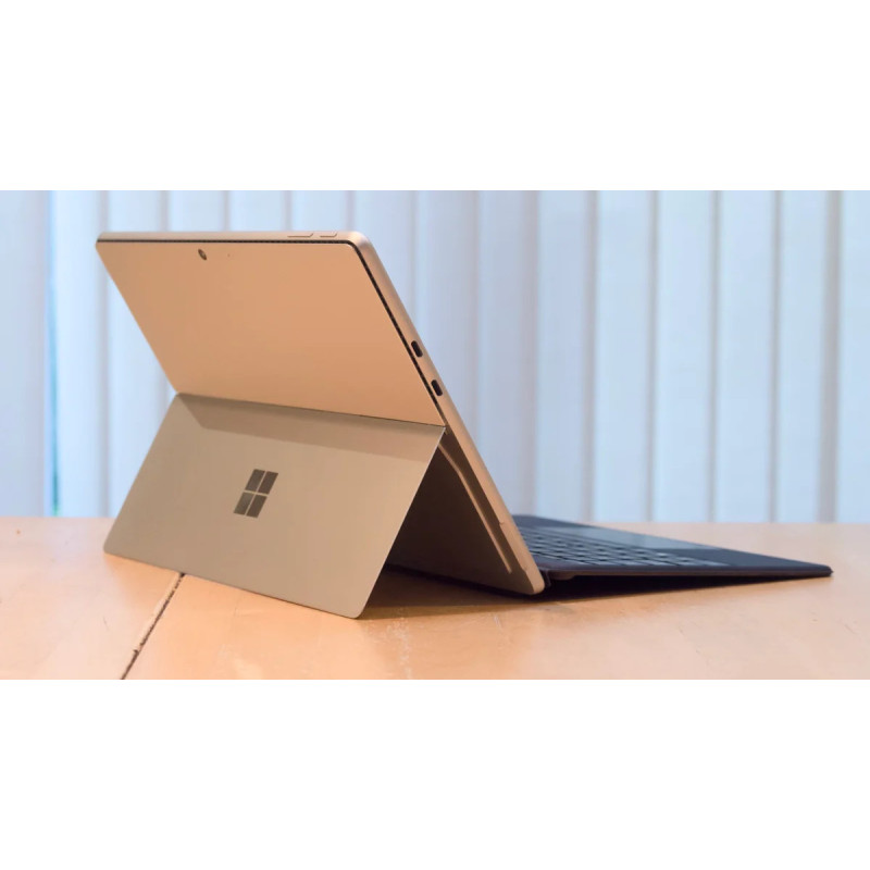 Microsoft Surface Pro 11th Edition Qualcomm Snapdragon X Elite 16 GB LPDDR5X Memory 1 TB